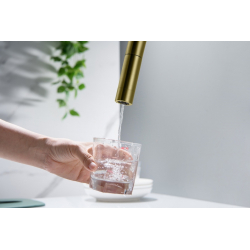 Cyrus mosiądz antyczny