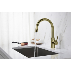 Plaza-mosiądz antyczny